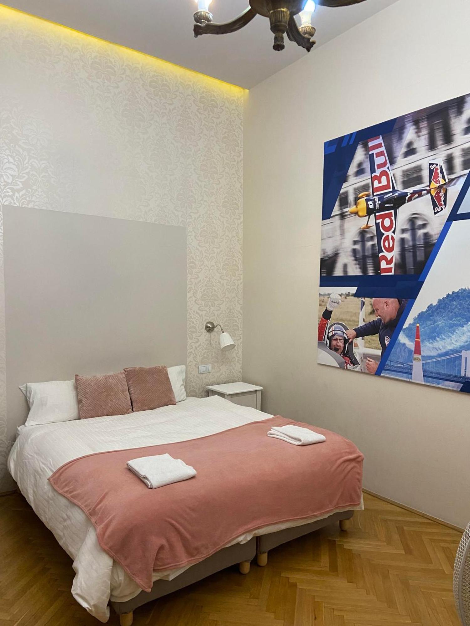 Hotel The Cream Budapest Esterno foto